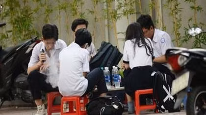 Mua bán, sử dụng thuốc lá điện tử còn nhiều thủ đoạn tinh vi