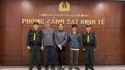 Bắt tạm giam 3 đối tượng sản xuất hàng chục ngàn sản phẩm thuốc đông y giả