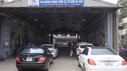 Cục Đăng kiểm Việt Nam nói gì về việc yêu cầu chủ xe ký cam kết khi kiểm định?