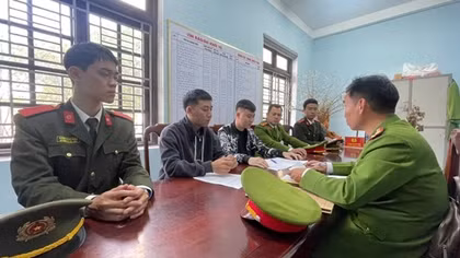 Triệt phá đường dây mua bán trái phép khí N₂O trên không gian mạng