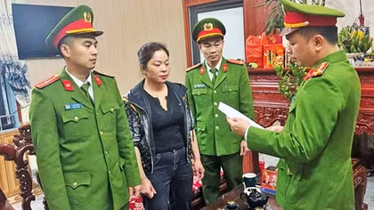 Một phút tham lợi, “đốt” cả “vụ mùa”...