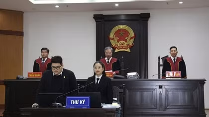 Cán bộ tòa án không được hách dịch, dọa nạt hoặc kéo dài thời gian xử lý công việc của nhân dân