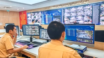 Camera AI hoạt động 24/7, Hà Nội tăng cường xử lý vi phạm dừng, đỗ ô tô sai quy định