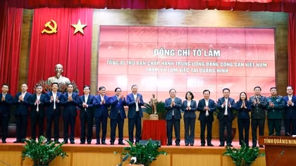 Lập Chương trình hành động thúc đẩy Quảng Ninh phát triển nhanh, bền vững