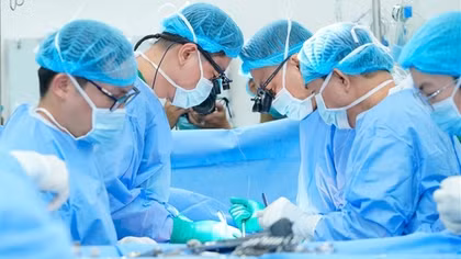 Ca ghép tim xuyên đêm - cuộc chạy đua sinh tử khép lại năm 2025