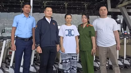 Bắt đối tượng trốn truy nã 16 năm từ Thái Lan về nước