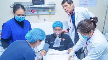 Sức khỏe 15 nạn nhân trong vụ cháy ở phố Trần Cung giờ ra sao?