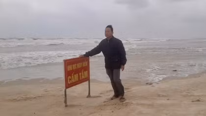Bước qua “lời nguyền” của biển