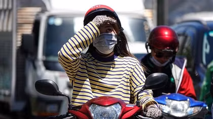 Nam Bộ nóng bức ngột ngạt, Hà Nội sáng có mưa nhỏ sau hửng nắng