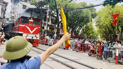 Bài 1: SOS về thái độ chủ quan của người dân