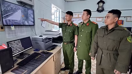 Giữ bình yên ở Cổng Trời