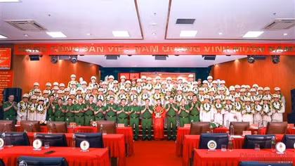 Rèn luyện đội ngũ cán bộ Cảnh sát hình sự đạt chuẩn "5 vững"