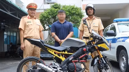 Cái kết cho thói chơi ngông bốc đầu xe, “diễn xiếc” trên đường…