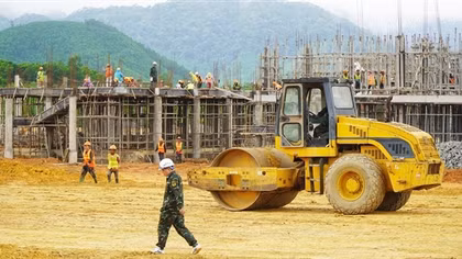 Tháo gỡ khó khăn, đẩy nhanh tiến độ xây dựng các trường phổ thông nội trú liên cấp tại vùng biên giới A Lưới