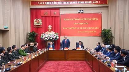 Đảng ủy Công an Trung ương làm việc với Ban Thường vụ Tỉnh ủy Hưng Yên