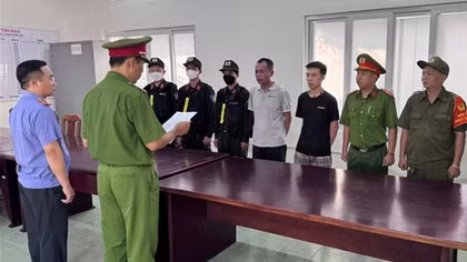 Bắt khẩn cấp 2 đối tượng trong vụ đuổi đánh nhóm du khách ở Vũng Tàu