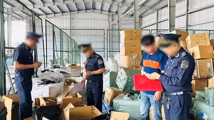 Phát hiện gần 15.000 sản phẩm mỹ phẩm, thời trang có dấu hiệu vi phạm quyền sở hữu trí tuệ