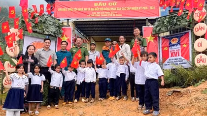 Mang Ngày hội non sông về những bản làng biệt lập giữa đại ngàn Trường Sơn hùng vĩ