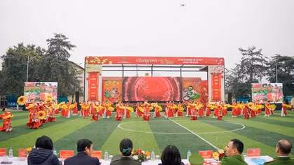 "Tết nhà" kết nối gia đình và trao cơ hội làm lại cuộc đời