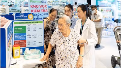Câu chuyện về "Người gác cổng" thầm lặng trong hành trình chăm sóc sức khỏe toàn dân