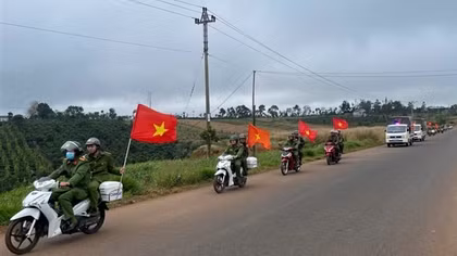 Công an xã Đắk Song nỗ lực vì Tết bình yên