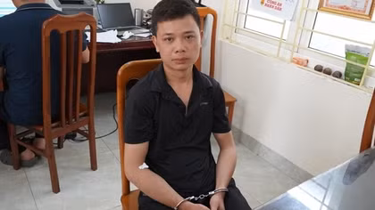Khởi tố, bắt tạm giam đối tượng giận vợ dùng súng tự chế bắn ba người thương vong