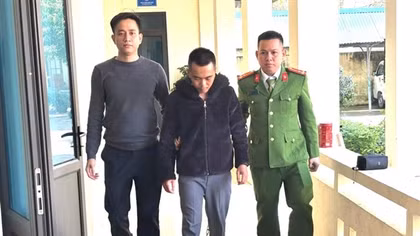 Lừa bán máy móc nông nghiệp giá rẻ qua mạng, chiếm đoạt tiền tỷ
