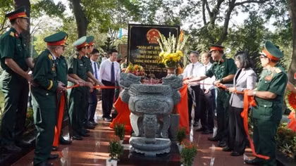 Nam A Bank đồng hành xây dựng công trình bia tưởng niệm cán bộ, chiến sĩ biệt động Sài Gòn - Gia định