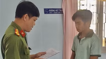 Bắt tạm giam nam thanh niên làm bé gái 15 tuổi sinh con