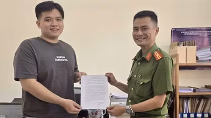 Công an phường xác minh và hỗ trợ người dân hoàn trả số tiền gần 1,3 tỷ đồng