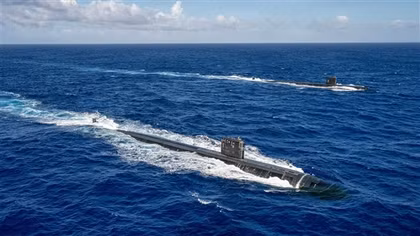 Khoảnh khắc chiến hạm Iran bị đánh chìm ngoài khơi Sri Lanka