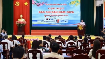 Lan tỏa tinh thần hướng về biển, đảo quê hương