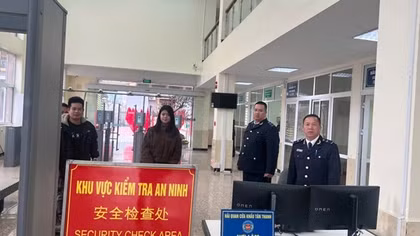 Hoạt động xuất nhập khẩu sôi động ngay từ những ngày đầu năm mới
