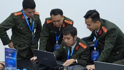 Xây dựng, phát triển lực lượng chuyên trách bảo vệ an ninh mạng