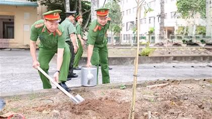 Công an các tỉnh, thành phố hưởng ứng phát động Tết trồng cây Xuân Bính Ngọ 2026