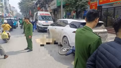Tạm giữ hình sự tài xế lùi xe làm 2 người thương vong ở Khâm Thiên