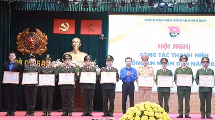 Phát huy mạnh mẽ tinh thần tiên phong, sáng tạo của thanh niên CAND