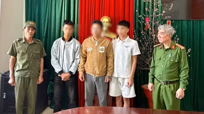 Những đứa trẻ “lạc đường”