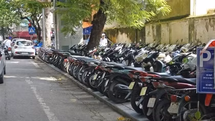 Hà Nội: Dự kiến thu phí vỉa hè tối đa 400.000đ/m2/tháng