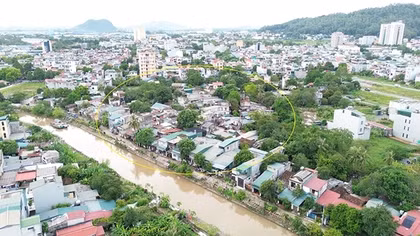 Nỗi thống khổ của người dân ở dự án ven sông Hạc