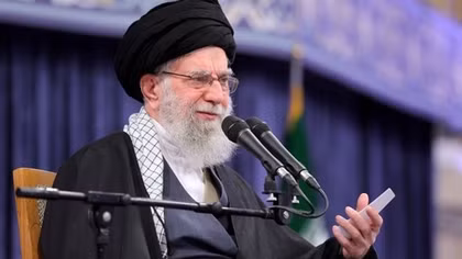 Ông Trump tuyên bố Lãnh tụ Tối cao Iran Ali Khamenei đã thiệt mạng
