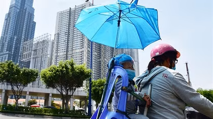 Miền Bắc mưa phùn và sương mù, Nam Bộ nắng nóng