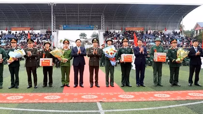 Ngày hội tuổi trẻ tiếp bước cha anh lên đường làm nhiệm vụ