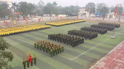 Hoàn thành huấn luyện đầu khoá cho 462 học viên văn bằng 2 các học viện, trường CAND