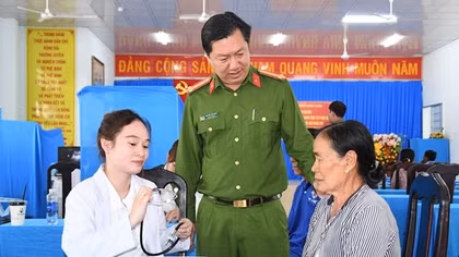 Công an các tỉnh miền Tây Nam bộ tăng cường công tác tuyên truyền bầu cử