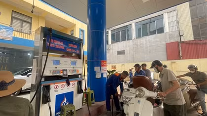 Giá xăng dầu đồng loạt giảm