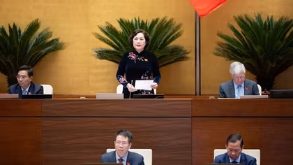 Đại biểu Quốc hội đề xuất hạ nhiệt thị trường bất động sản; tăng lương cán bộ, công chức