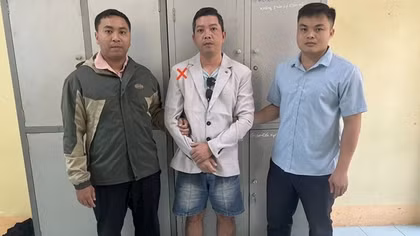 Người mua xe ô tô cũ cảnh giác giấy tờ giả