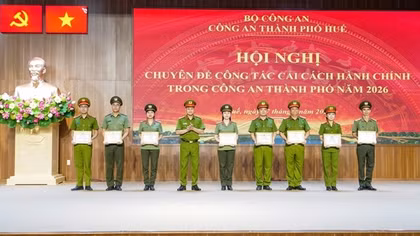 Công an TP Huế tăng cường cải cách hành chính, nâng cao hiệu quả phục vụ nhân dân
