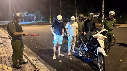 Những bước chân thầm lặng giữ bình yên phố phường